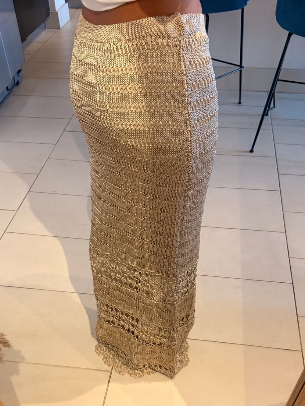 Vintage Cache gold Beige Crochet low rose Maxi Skirt 0 | XS - Picture 7 of 7